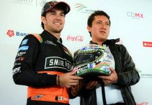 checo-recibe-casco-f1-mexico