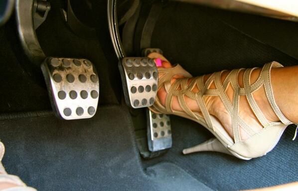manejar con tacones